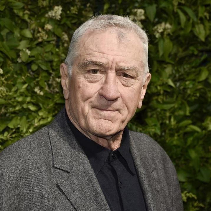 Woman caught stealing Christmas presents from De Niro home